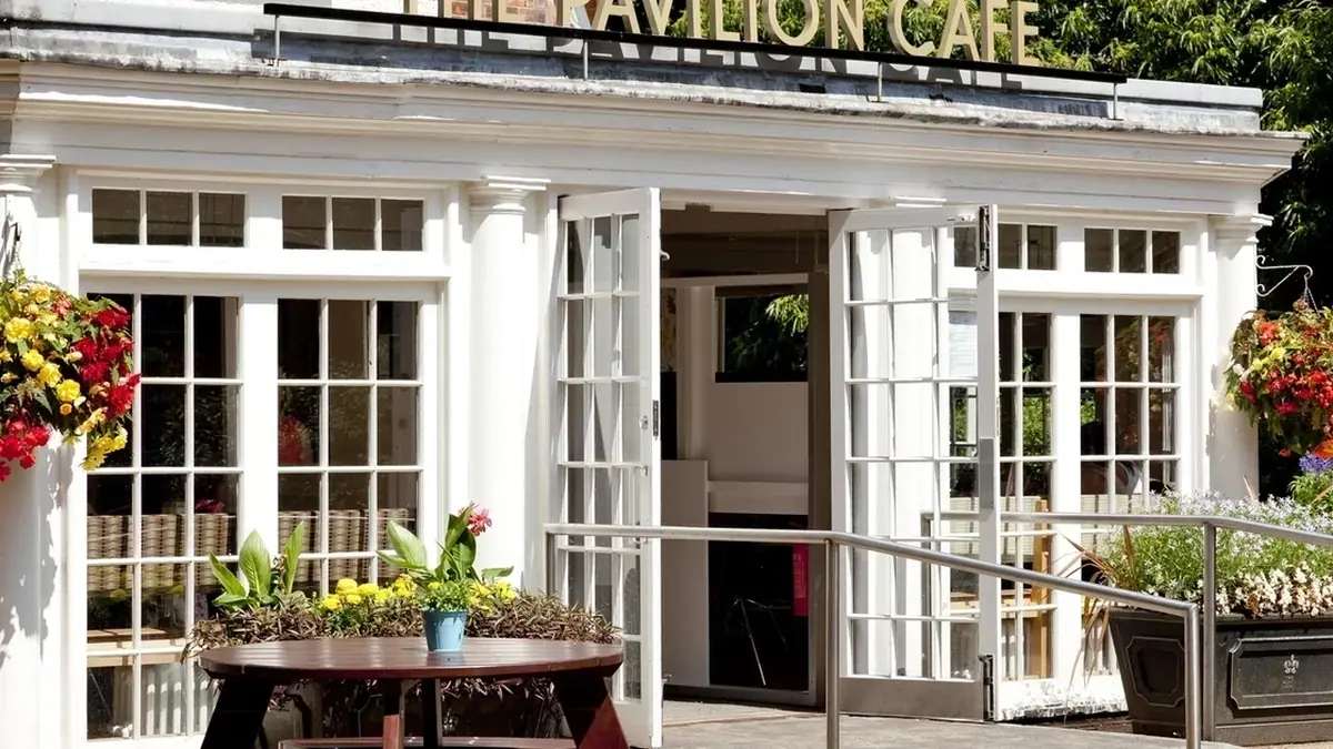 The Pavilion Café – vegan bakery in Greenwich, London